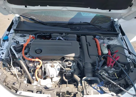 2025 Honda Civic Hybrid Sport/Sport Touring z USA, uszkodzony, nr VIN 2HGFE4F83SH318727